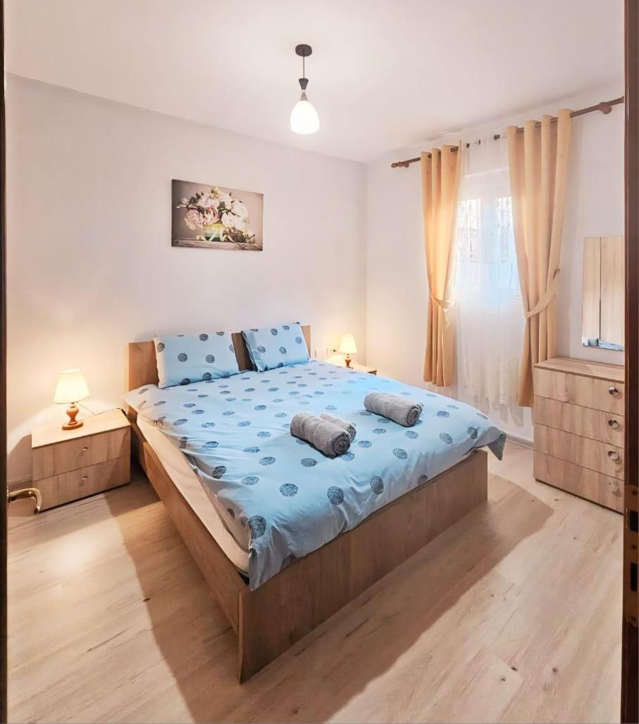 Skanderbeg Square Apartments Тирана Экстерьер фото